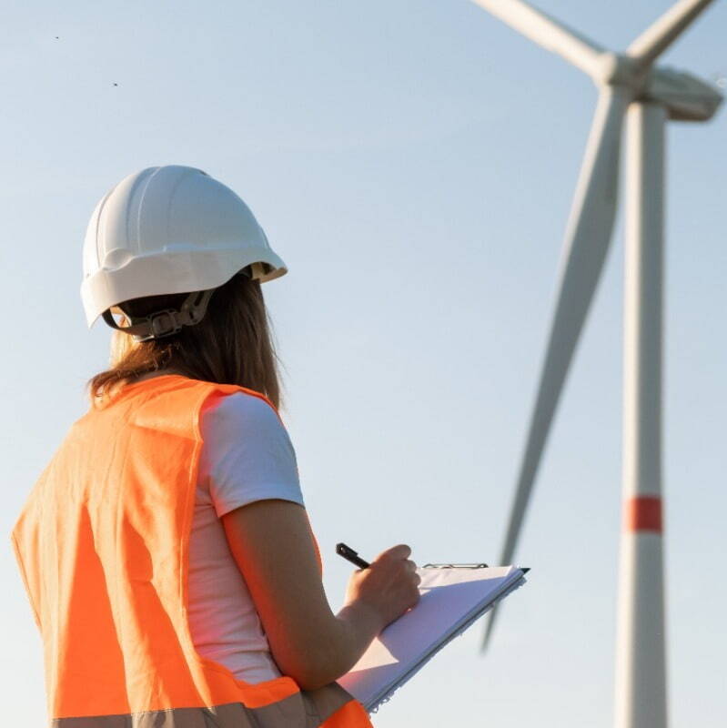 ersg onshore wind farm with female wind technician